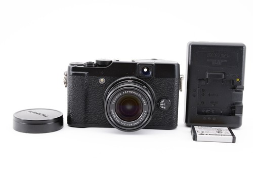 Leggi fujifilm series x10 - fujifilm,